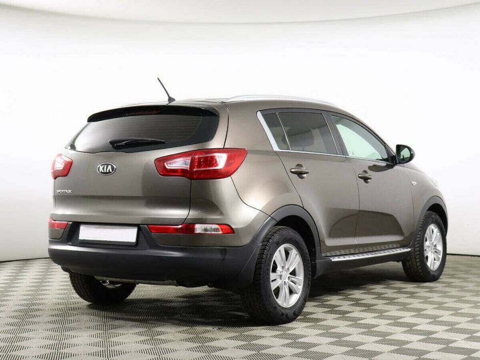 Kia Sportage, 2.0 л, МТ, 2010 фото 4