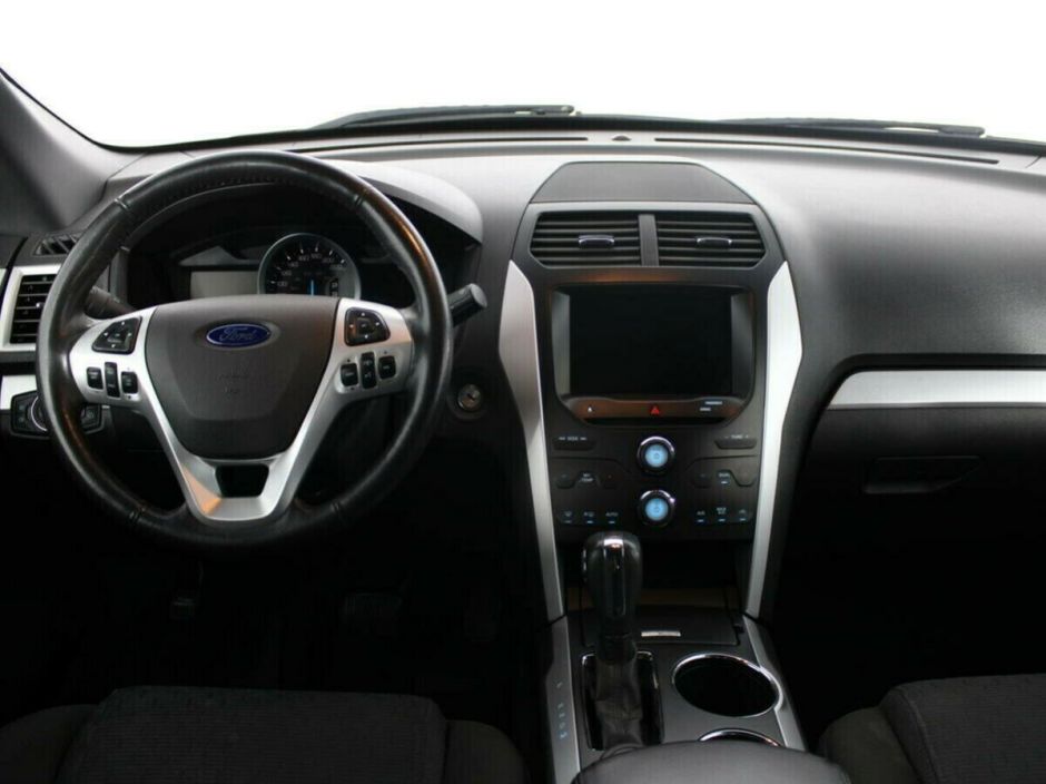 Ford Explorer, 3.5 л, АТ, 2012 фото 7