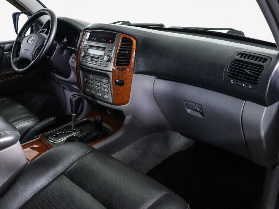 Toyota Land Cruiser, 4.7 л, АТ, 2005 фото 2