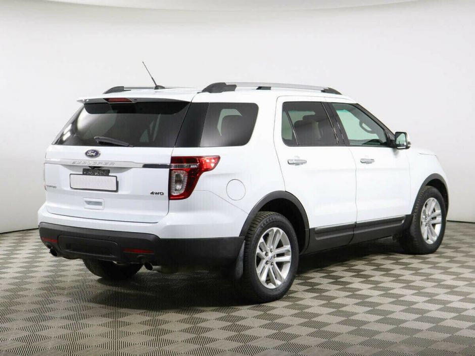Ford Explorer, 3.5 л, АТ, 2014 фото 5