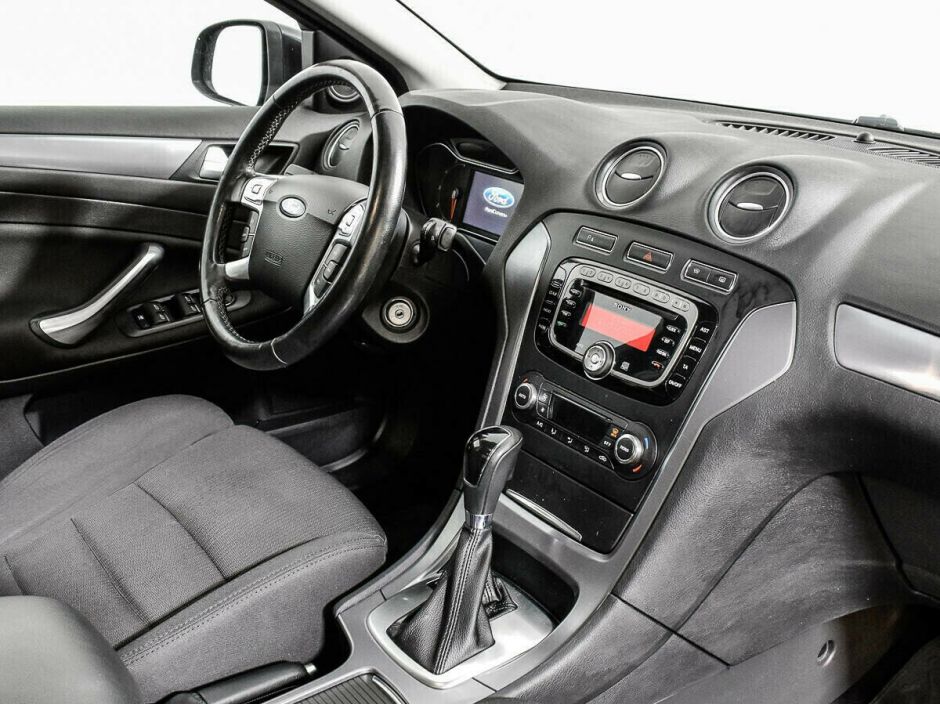 Ford Mondeo, 2.0 л, Робот, 2013 фото 1
