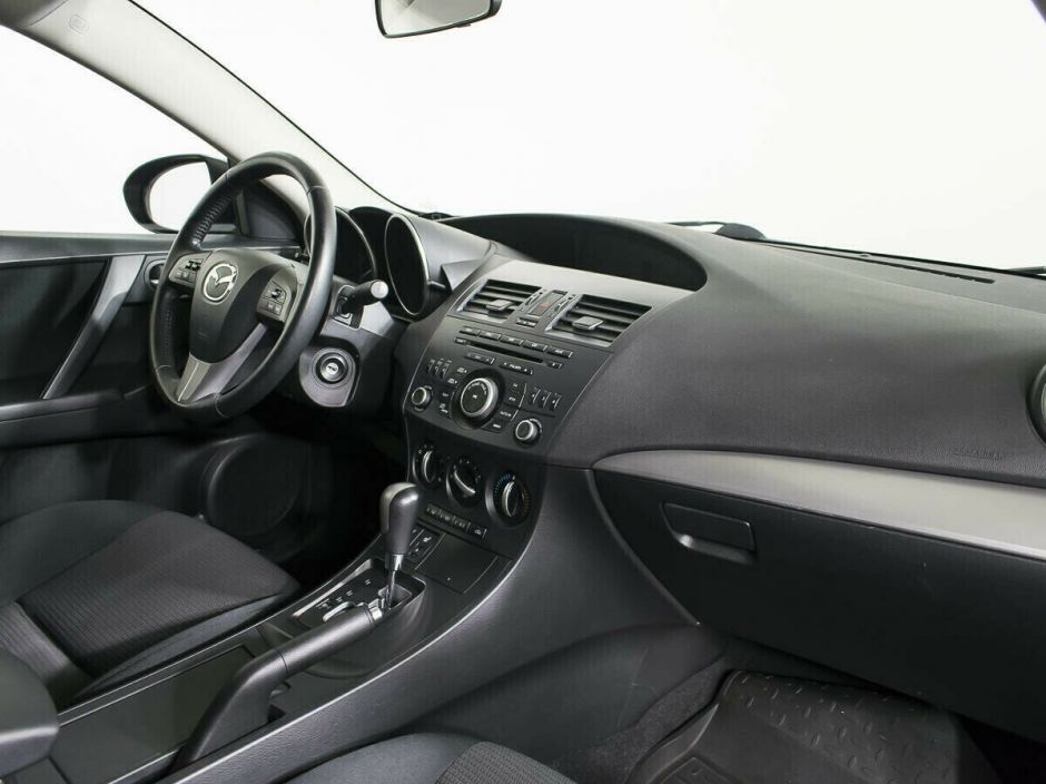 Mazda 3, 1.6 л, АТ, 2011 фото 1