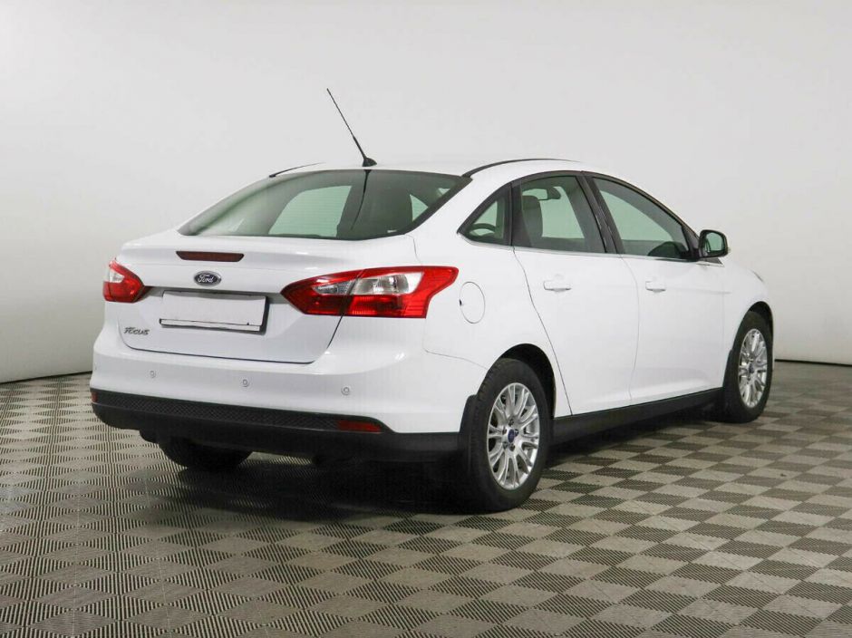 Ford Focus, 1.6 л, Робот, 2012 фото 5
