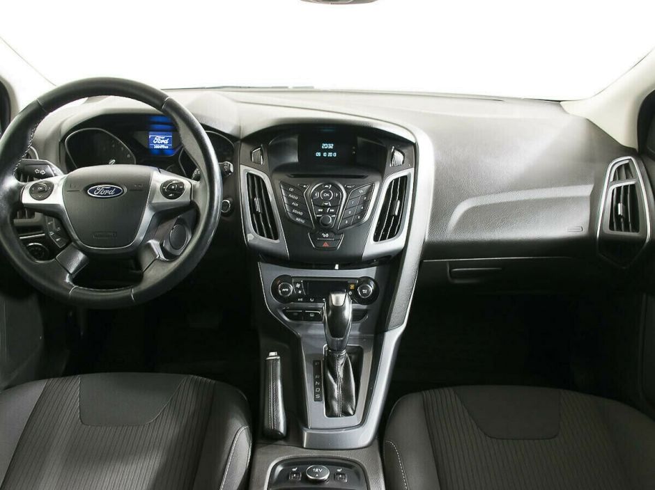Ford Focus, 1.6 л, Робот, 2014 фото 9