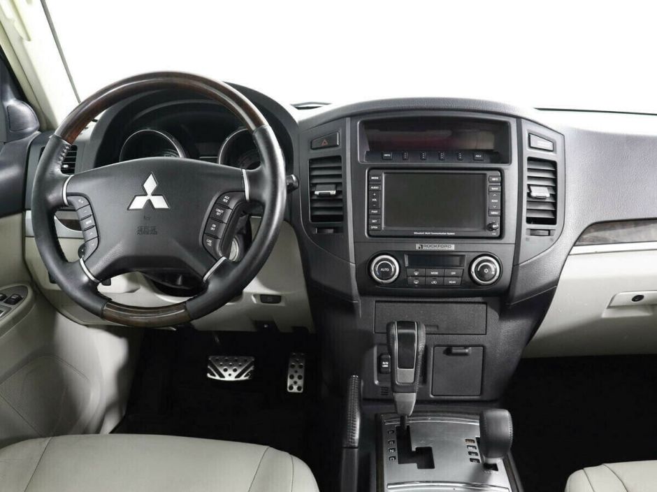 Mitsubishi Pajero, 3.2 л, АТ, 2008 фото 7