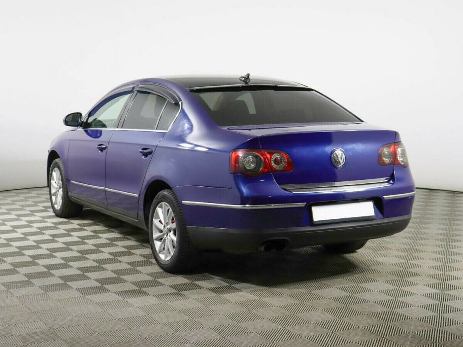 Volkswagen Passat, 2.0 л, АТ, 2010 фото 5