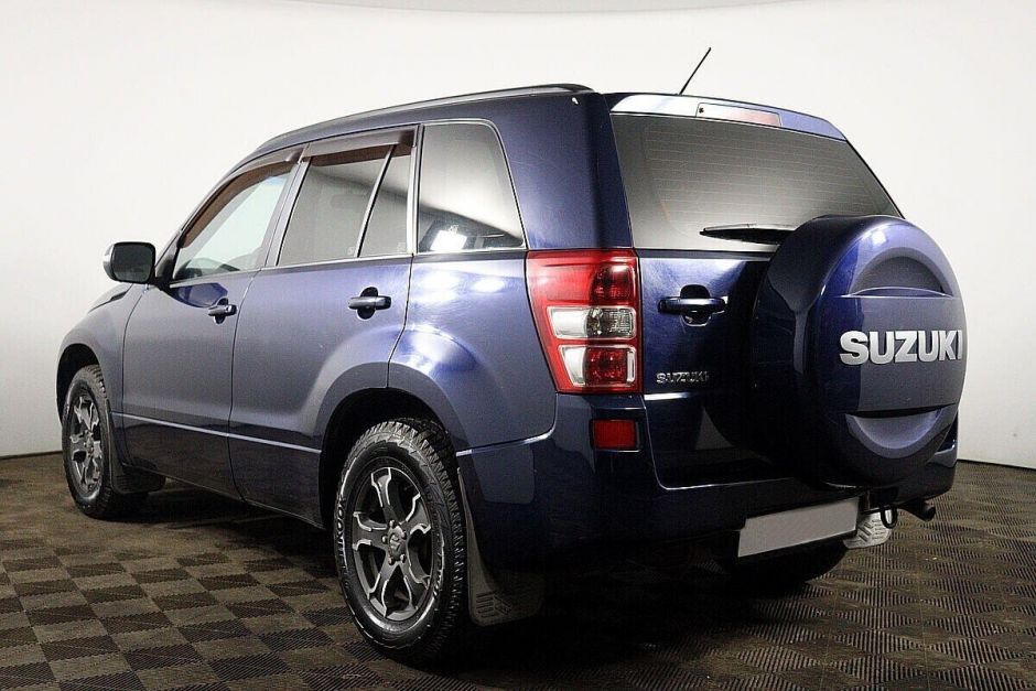 Suzuki Grand Vitara, 2.0 л, АТ, 2010 фото 6