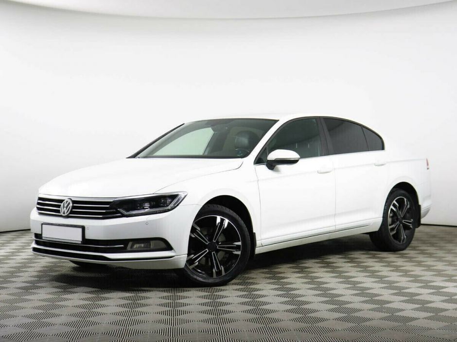 Volkswagen Passat, 1.4 л, Робот, 2017 фото 3