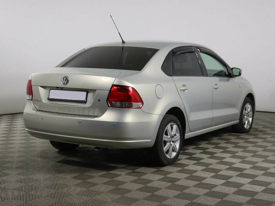 Volkswagen Polo, 1.6 л, АТ, 2012 фото 6