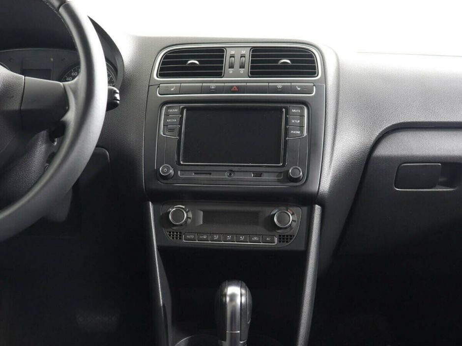 Volkswagen Polo, 1.6 л, АТ, 2012 фото 7