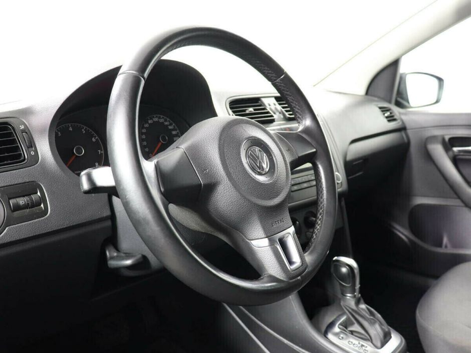 Volkswagen Polo, 1.6 л, АТ, 2012 фото 7