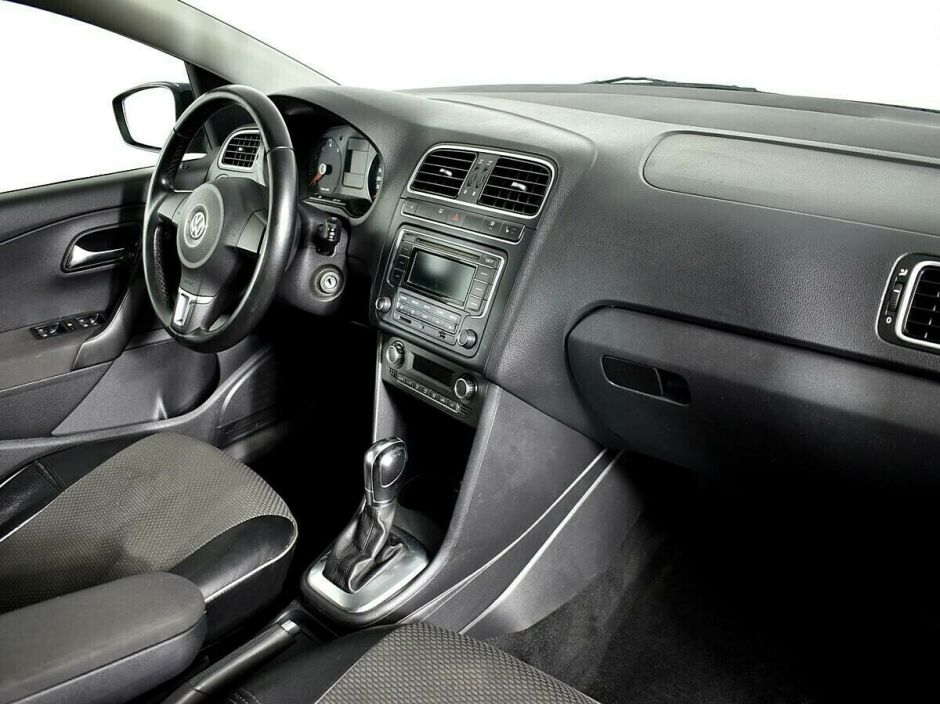 Volkswagen Polo, 1.6 л, АТ, 2013 фото 2