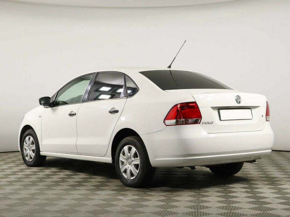 Volkswagen Polo, 1.6 л, МТ, 2012 фото 5