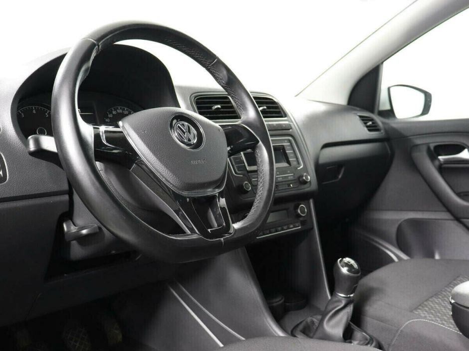 Volkswagen Polo, 1.6 л, МТ, 2016 фото 7