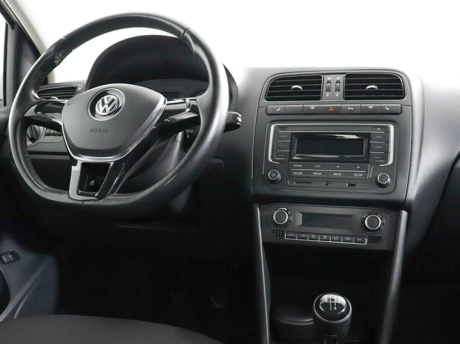 Volkswagen Polo, 1.6 л, МТ, 2016 фото 1