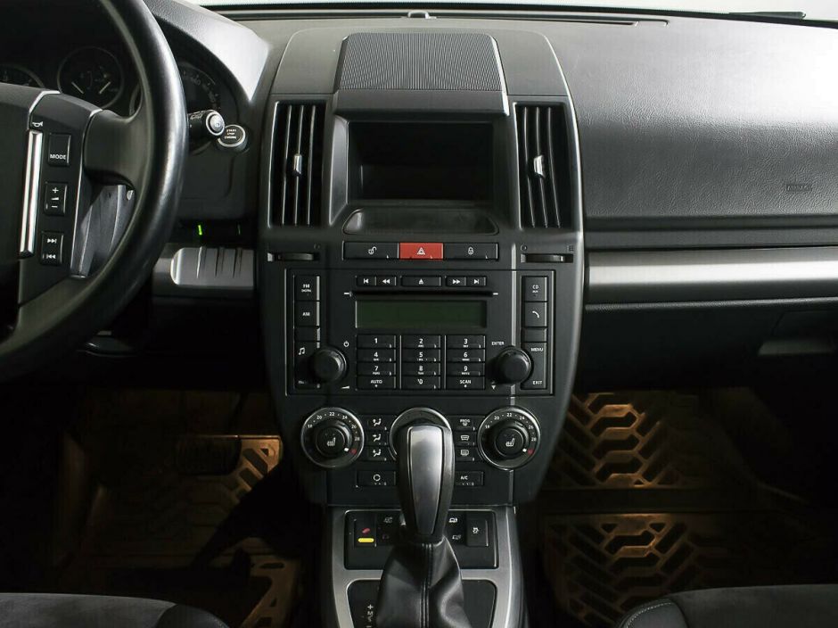 Land Rover Freelander, 2.2 л, АТ, 2011 фото 1