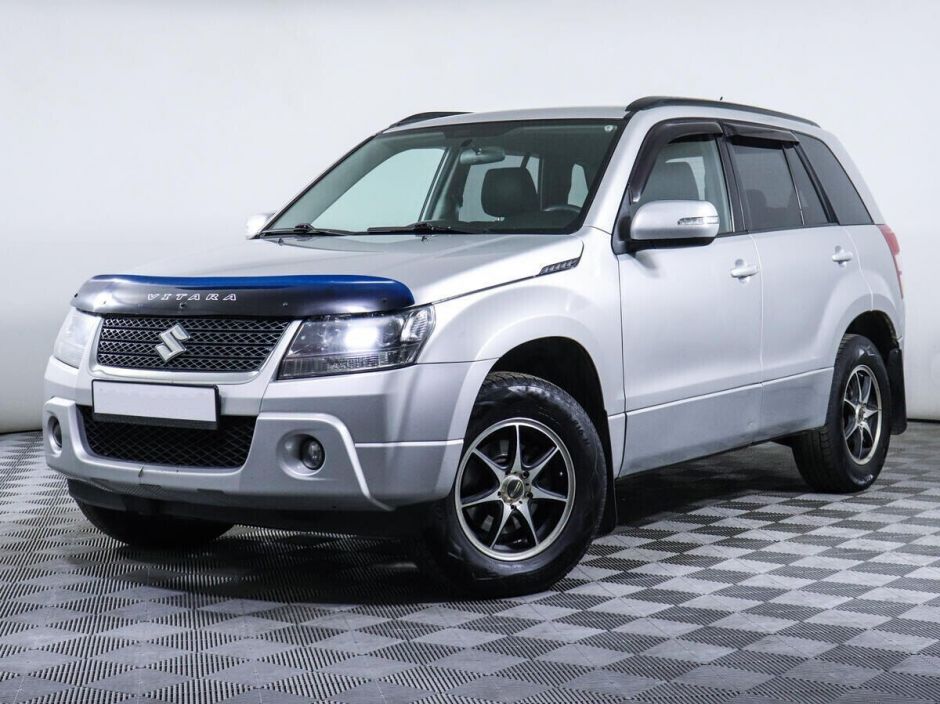 Suzuki Grand Vitara, 2.0 л, МТ, 2011 фото 3