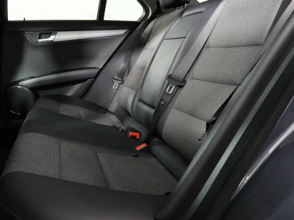 Mercedes-Benz C-Класс, 1.8 л, АТ, 2010 фото 8