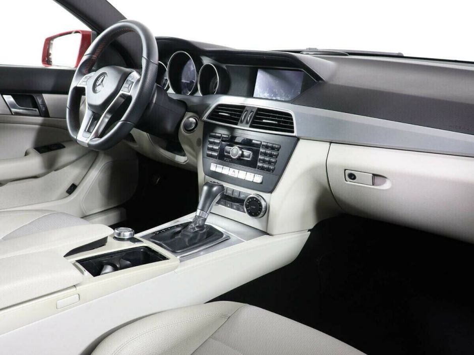 Mercedes-Benz C-Класс, 1.8 л, АТ, 2011 фото 10
