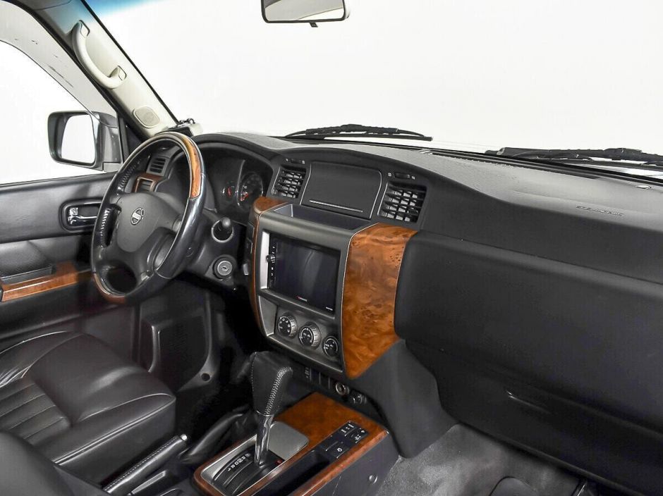 Nissan Patrol, 3.0 л, АТ, 2007 фото 2