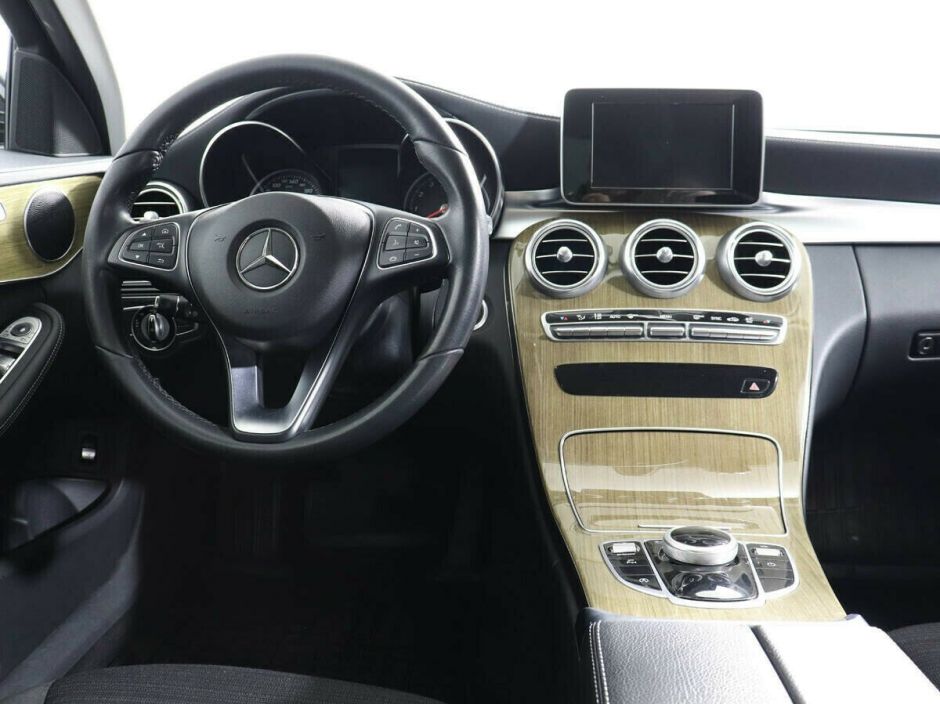 Mercedes-Benz C-Класс, 1.6 л, АТ, 2015 фото 2