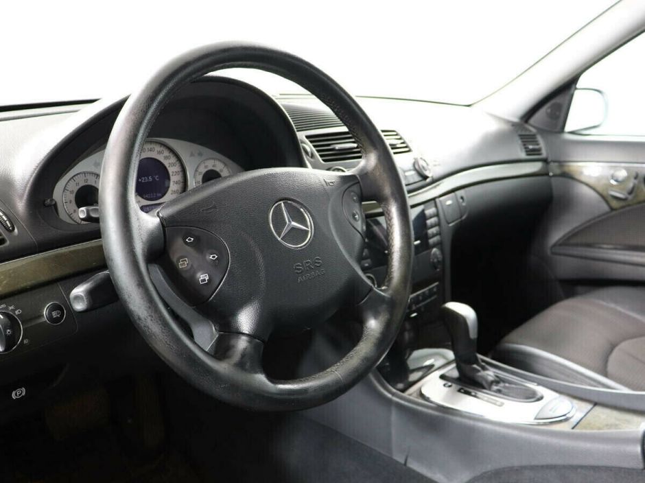 Mercedes-Benz E-Класс, 2.2 л, АТ, 2006 фото 2