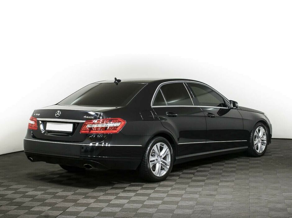 Mercedes-Benz E-Класс, 3.5 л, АТ, 2010 фото 5