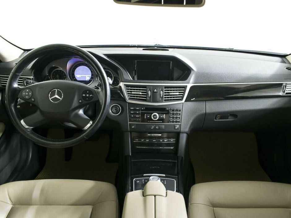 Mercedes-Benz E-Класс, 3.5 л, АТ, 2010 фото 7