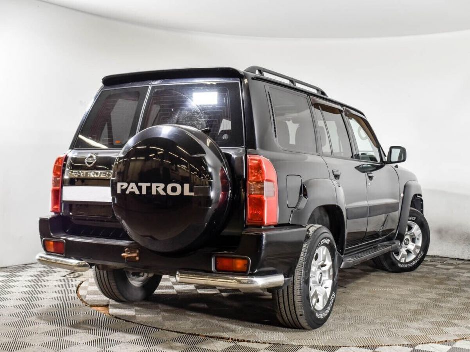 Nissan Patrol, 3.0 л, МТ, 2009 фото 4