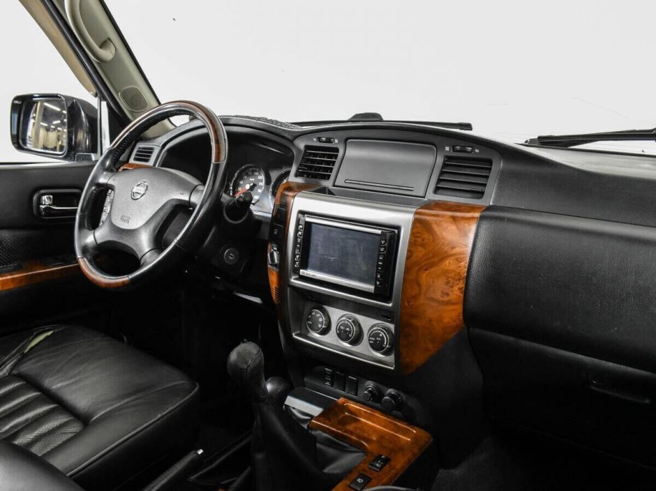 Nissan Patrol, 3.0 л, МТ, 2009 фото 2