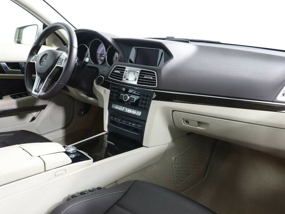 Mercedes-Benz E-Класс, 2.0 л, АТ, 2014 фото 2