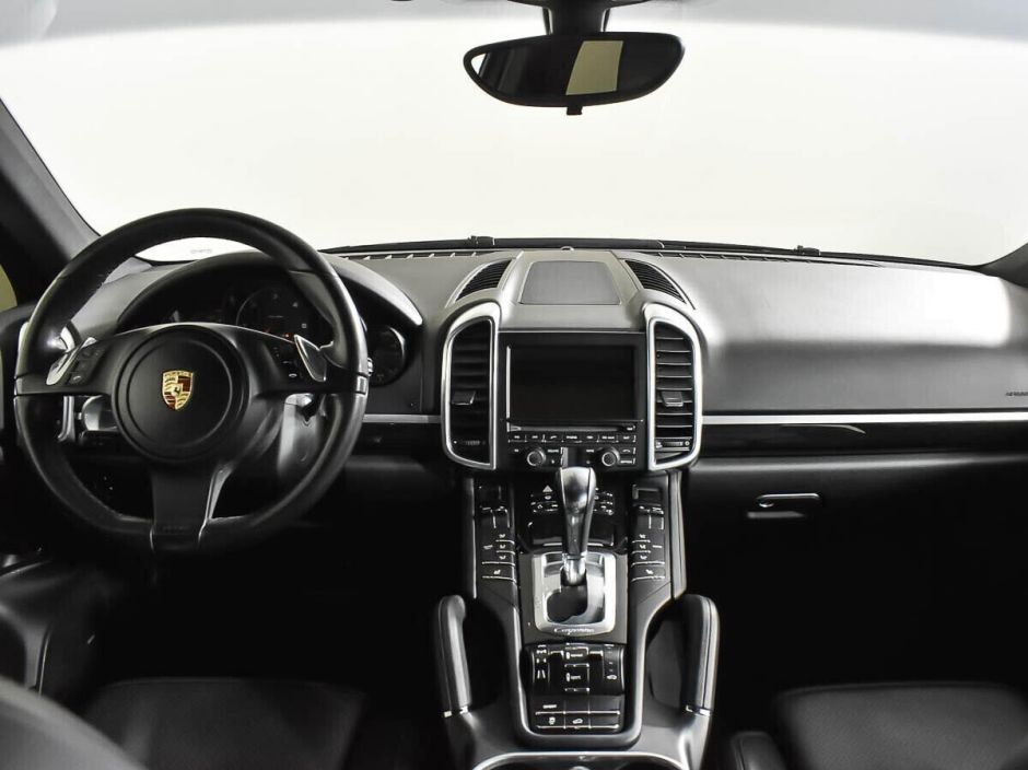 Porsche Cayenne, 3.0 л, АТ, 2011 фото 8