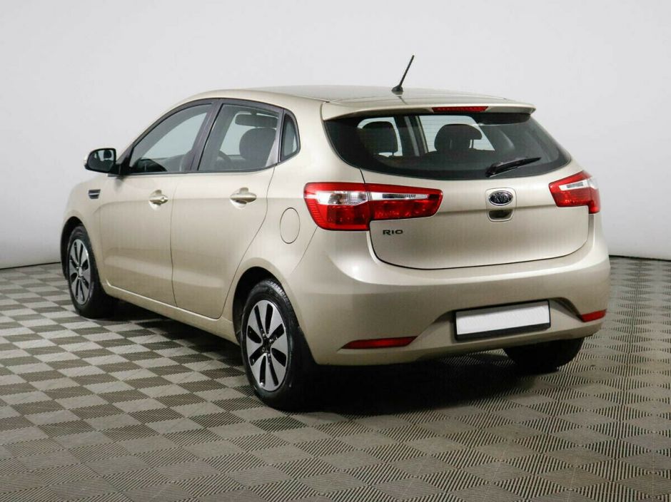 Kia Rio, 1.6 л, МТ, 2013 фото 5