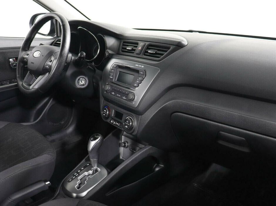 Kia Rio, 1.6 л, АТ, 2014 фото 1