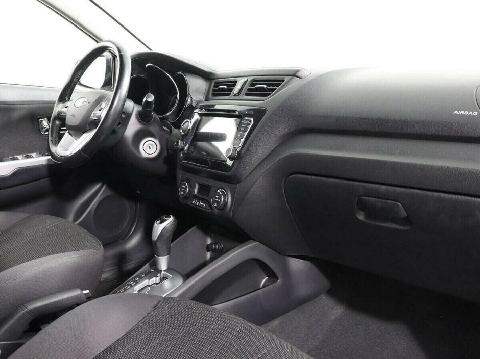 Kia Rio, 1.6 л, АТ, 2014 фото 2