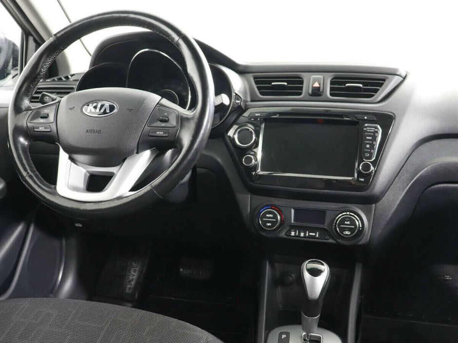 Kia Rio, 1.6 л, АТ, 2014 фото 1