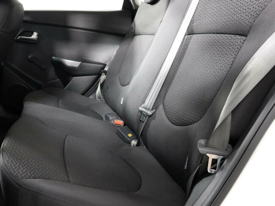 Kia Rio, 1.6 л, МТ, 2016 фото 9