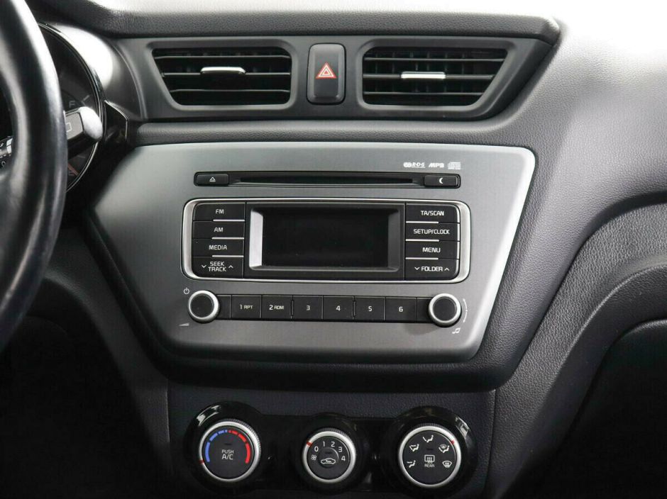 Kia Rio, 1.6 л, МТ, 2016 фото 1