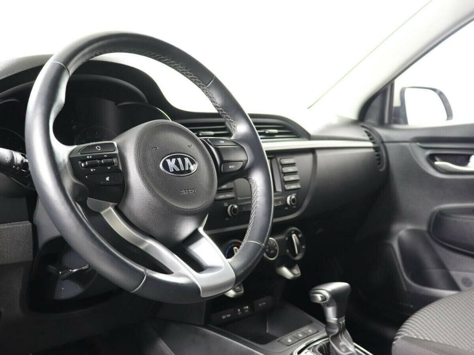 Kia Rio, 1.4 л, АТ, 2019 фото 9