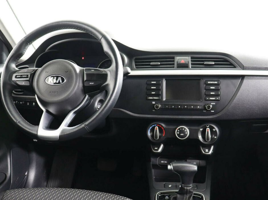 Kia Rio, 1.4 л, АТ, 2019 фото 1