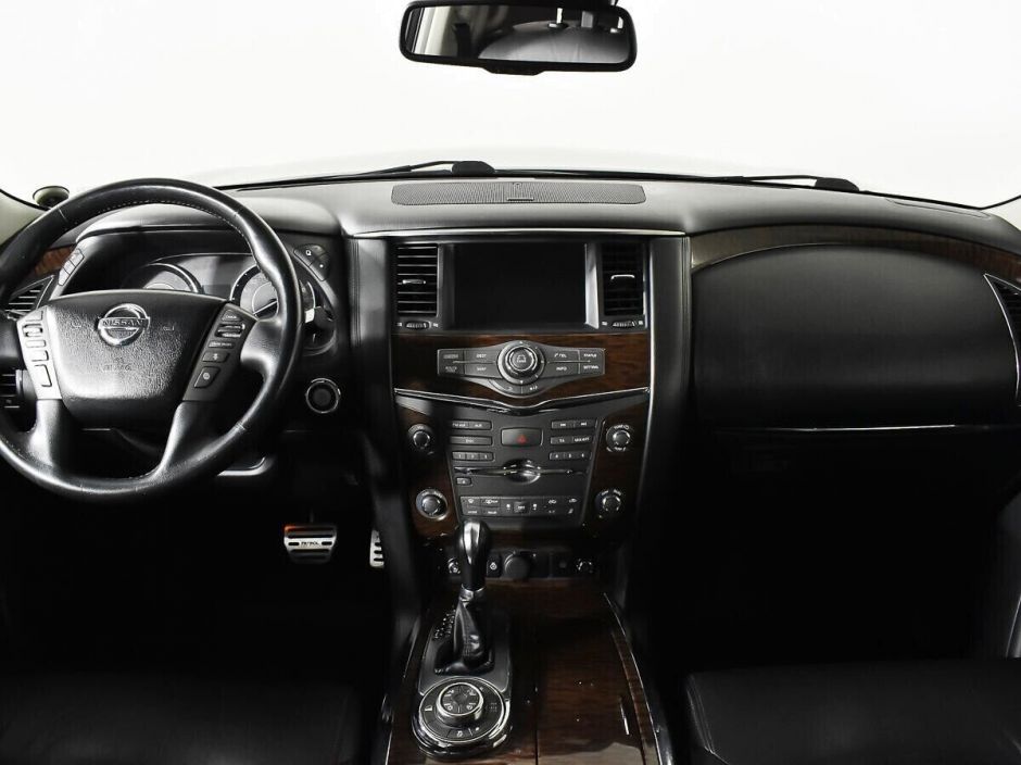 Nissan Patrol, 5.6 л, АТ, 2012 фото 8