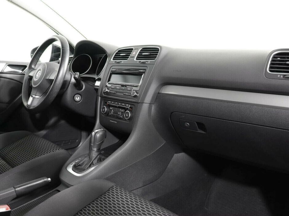 Volkswagen Golf, 1.6 л, Робот, 2009 фото 7