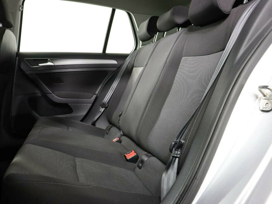 Volkswagen Golf, 1.2 л, Робот, 2012 фото 1