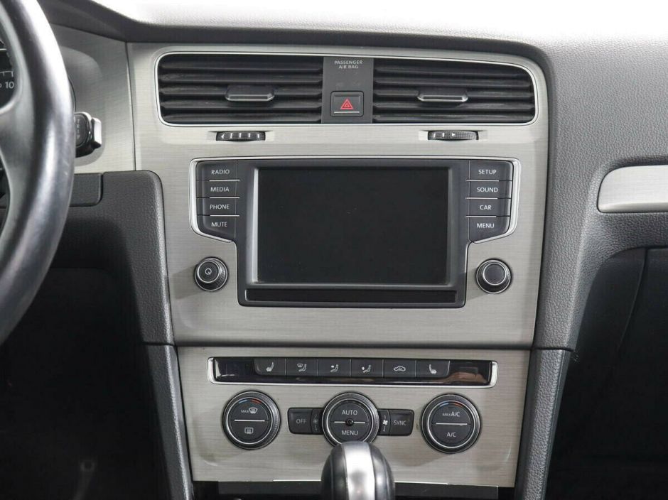 Volkswagen Golf, 1.6 л, АТ, 2016 фото 1