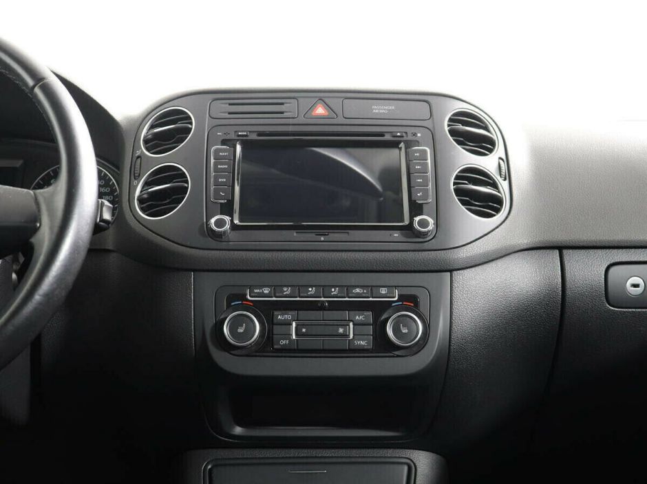 Volkswagen Golf Plus, 1.6 л, Робот, 2009 фото 1