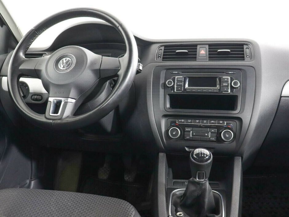 Volkswagen Jetta, 1.4 л, МТ, 2011 фото 1