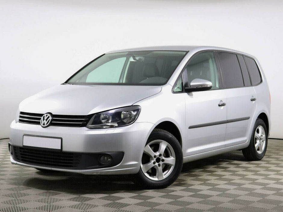Volkswagen Touran, 1.4 л, Робот, 2013 фото 3