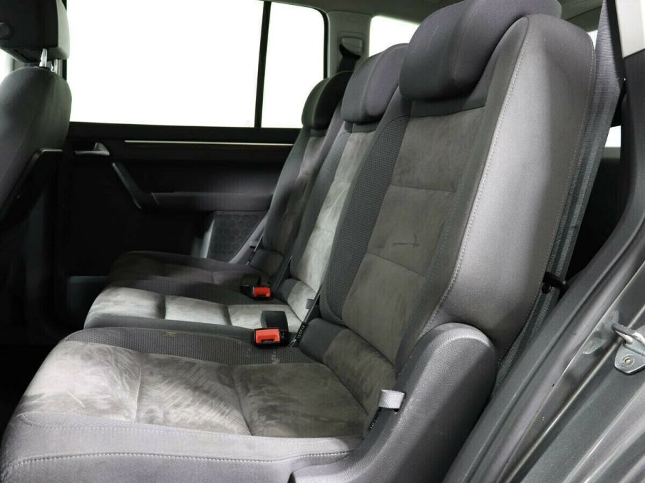 Volkswagen Touran, 1.4 л, Робот, 2014 фото 1