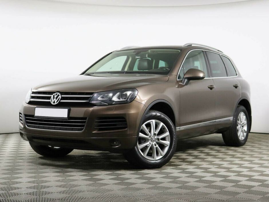 Volkswagen Touareg, 3.0 л, АТ, 2011 фото 3