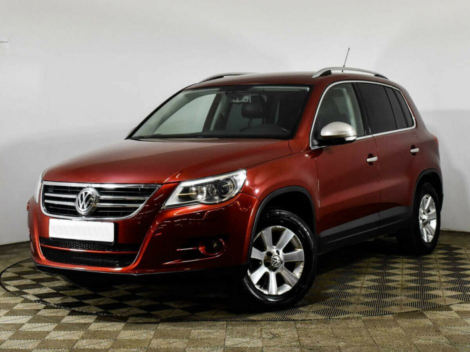 Volkswagen Tiguan, 2.0 л, АТ, 2010 фото 3